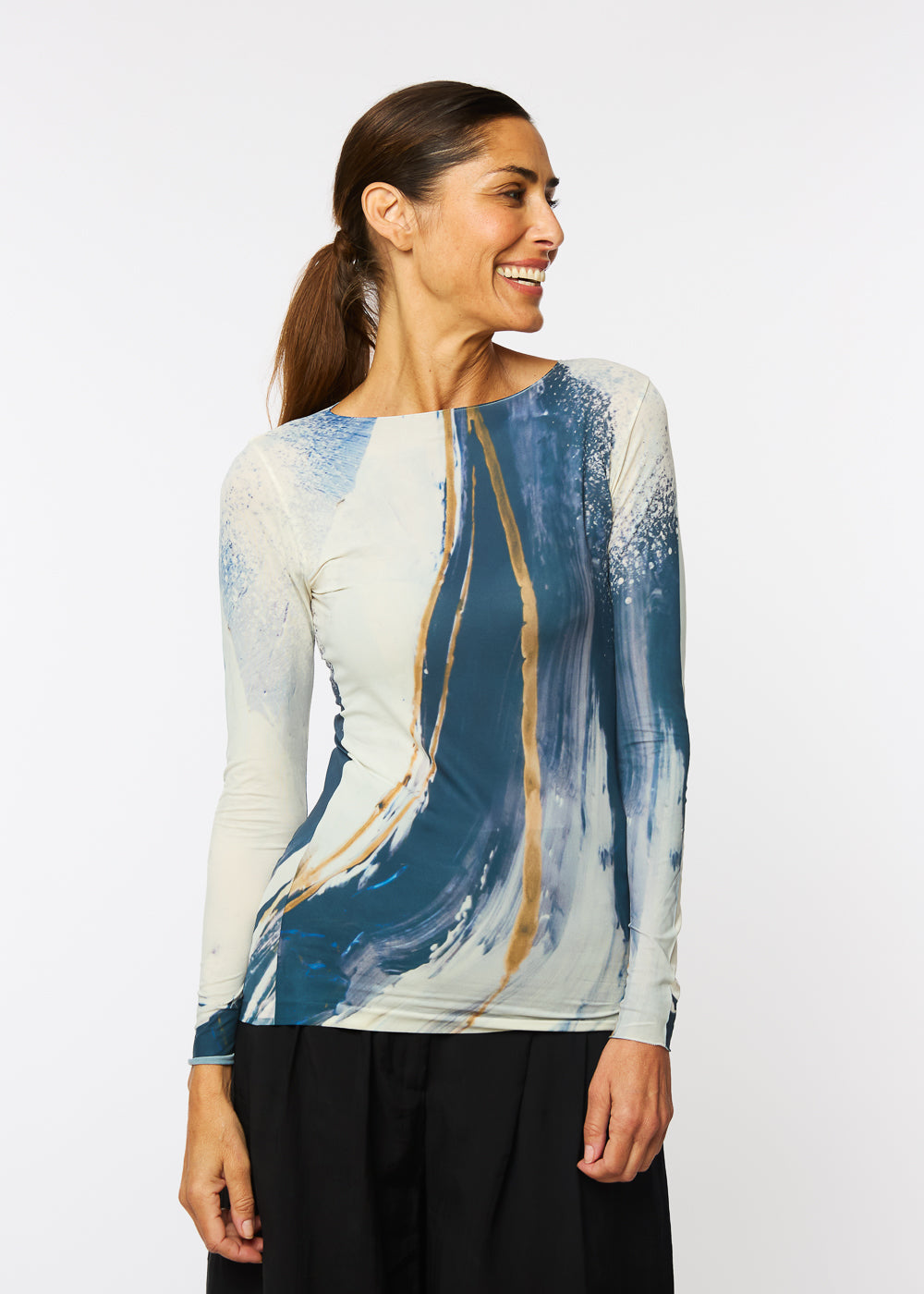 Momentum Raw Edge Second Skin Top