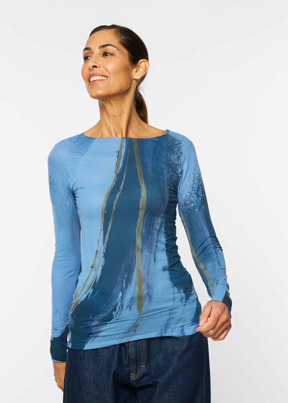 Momentum Raw Edge Second Skin Top