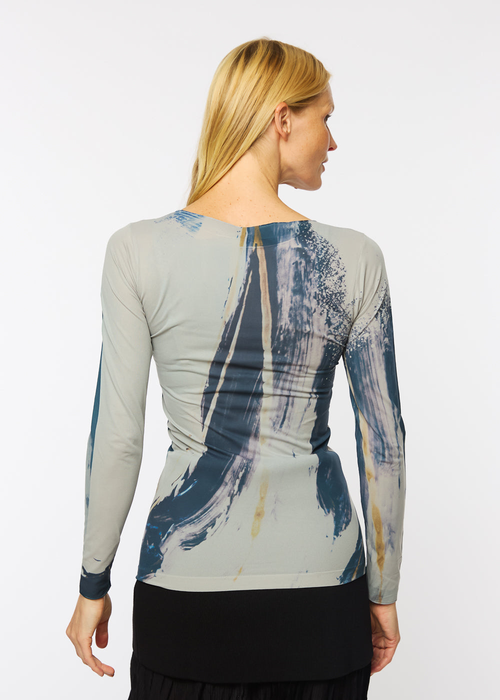 Momentum Raw Edge Second Skin Top
