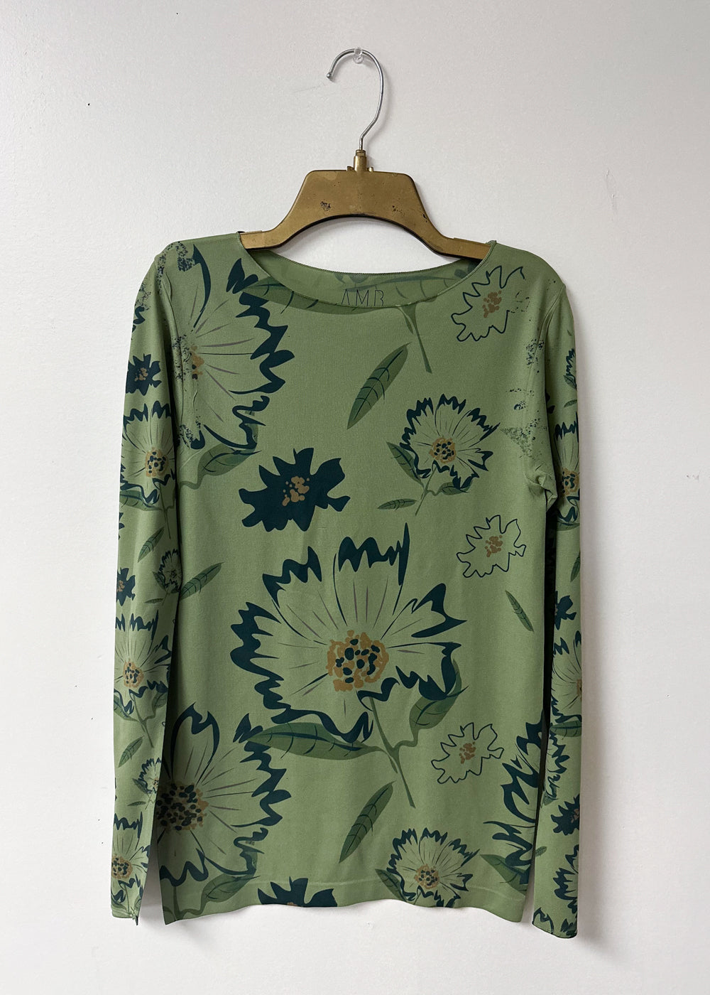 Daisies Second Skin Raw Edge Top - In Stock