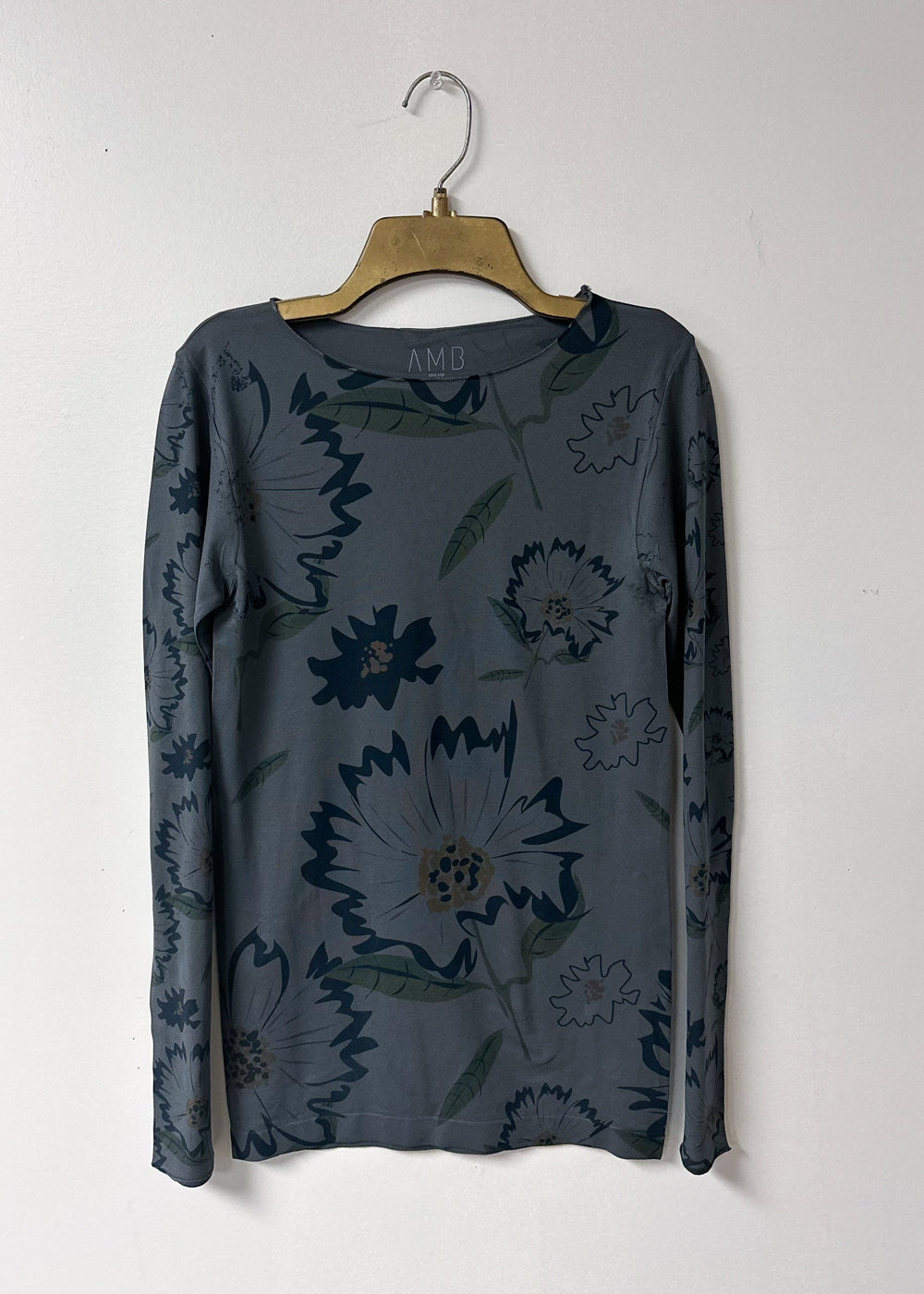 Daisies Second Skin Raw Edge Top - In Stock