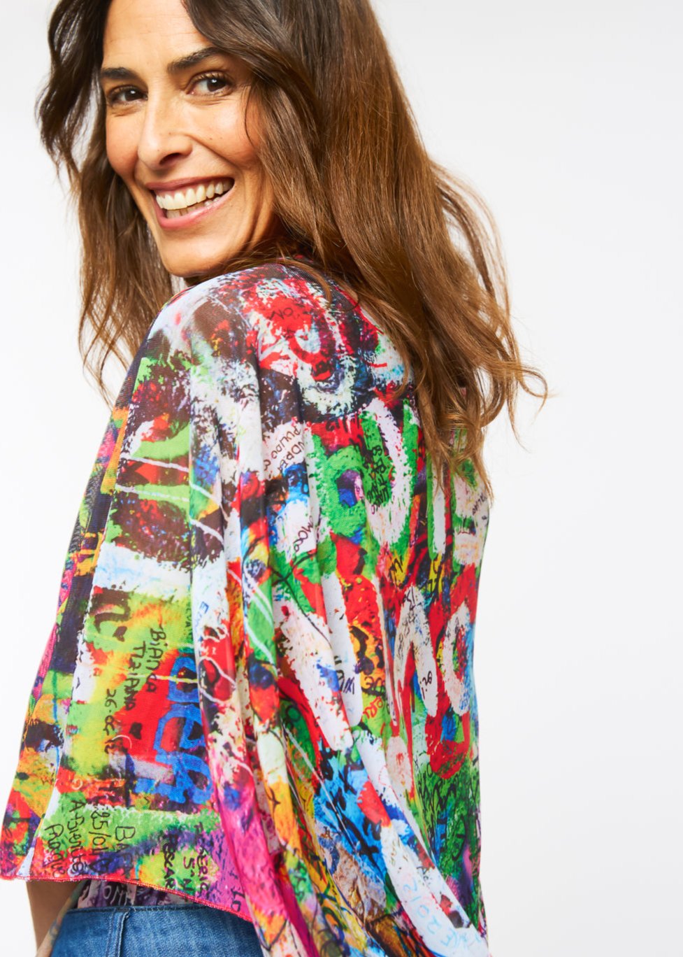 Mila Ponshawl in Peace & Love - In Stock