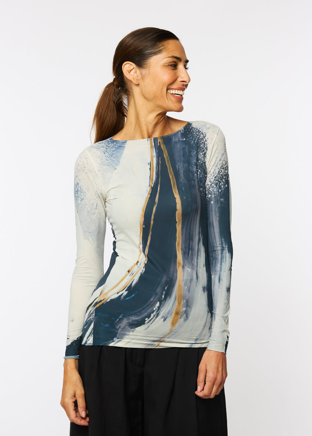 Momentum Raw Edge Second Skin Top