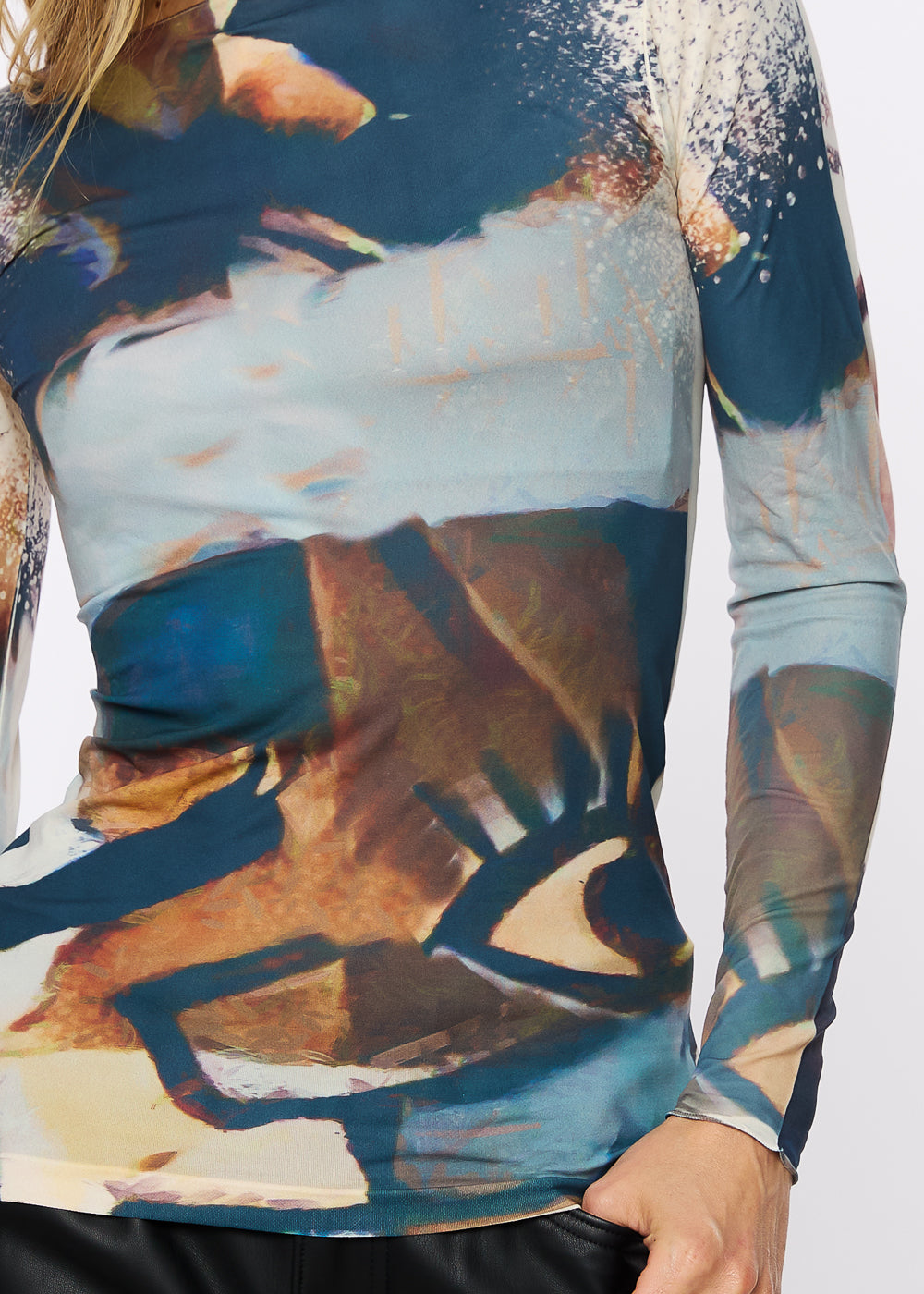 Peekaboo Raw Edge Second Skin Top