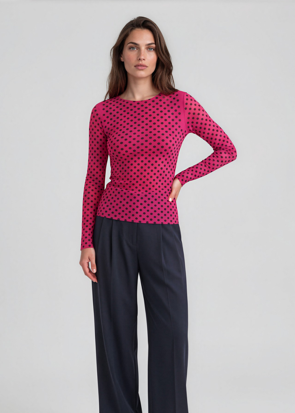 Classic Dot Raw Edge Second Skin Top
