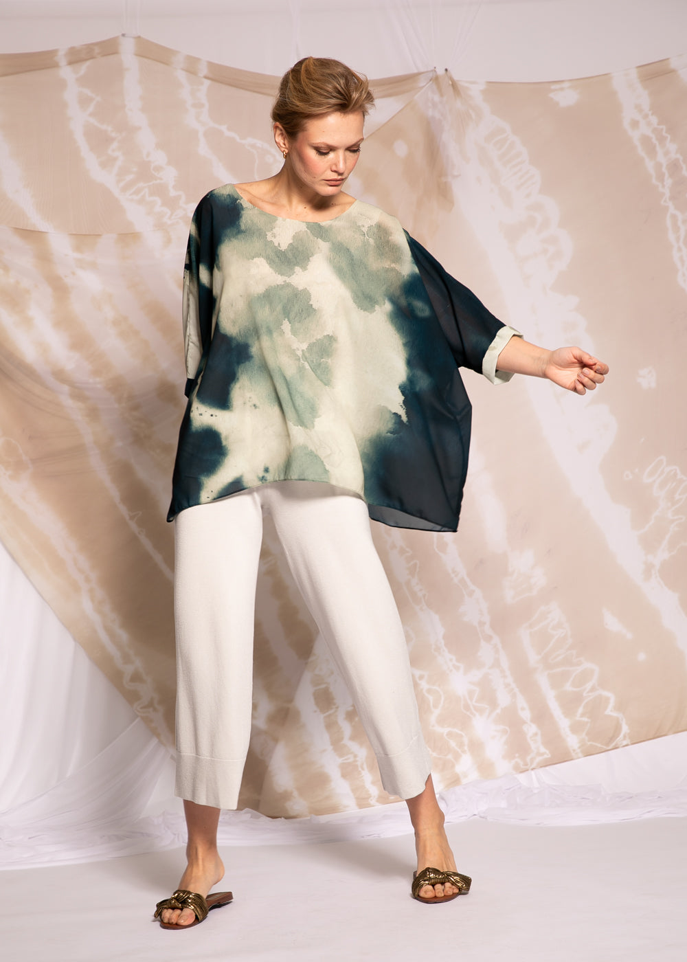 Capri Poncho in Desert Ombre - In Stock