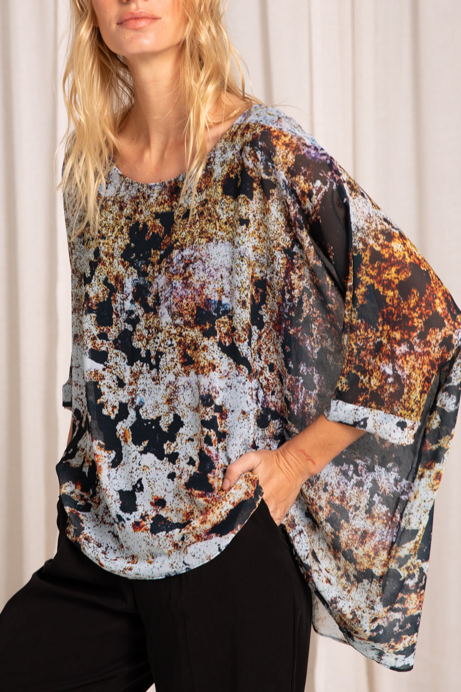 Capri Poncho in Gold Alloy - In Stock