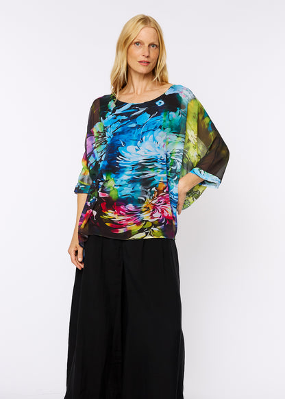 Capri Poncho in Noir Bouquet