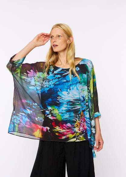 Capri Poncho in Noir Bouquet