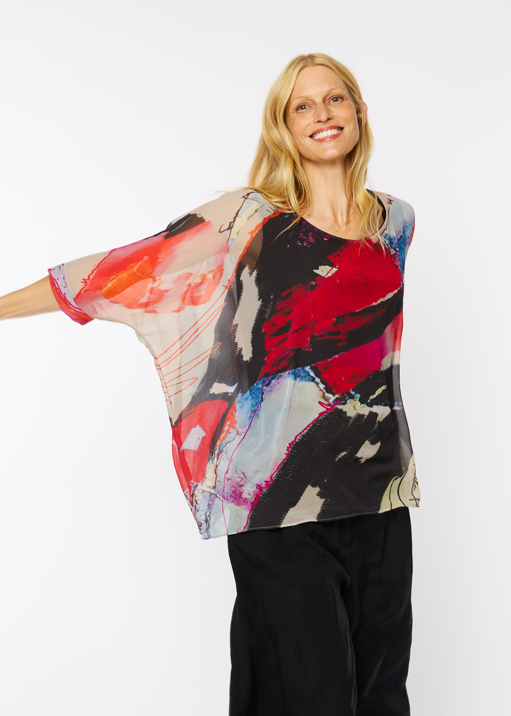 Capri Poncho in Crescendo