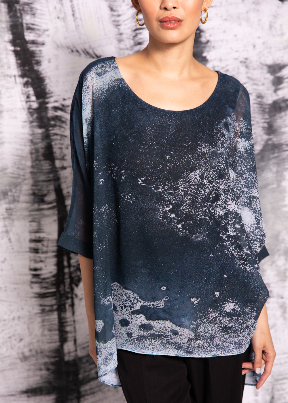 Capri Poncho in Silver Alloy