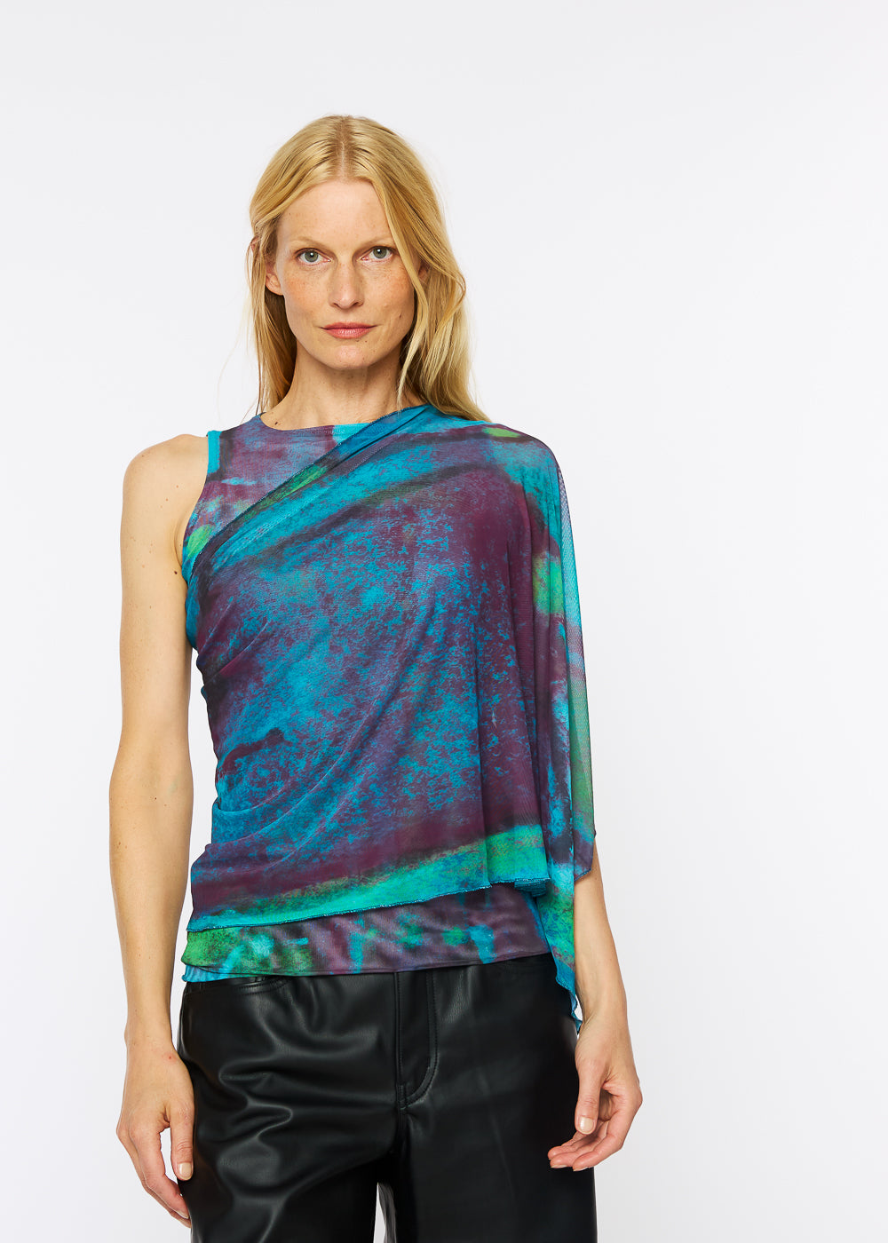 Mila Ponshawl in Blue Lagoon